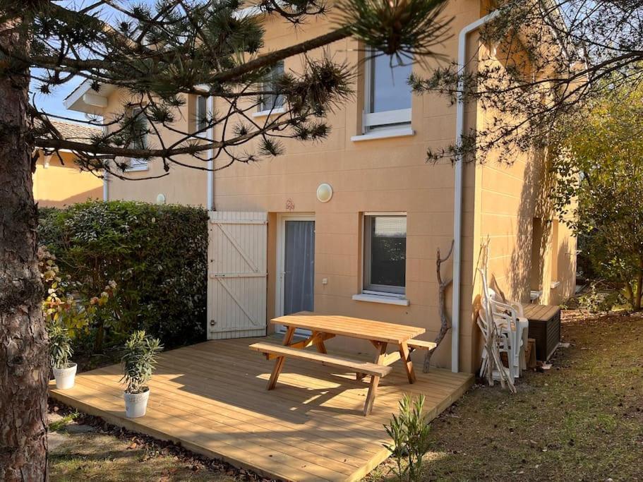 Holiday home Petite Maison Au Verdon Sur Mer Le Verdon-sur-Mer